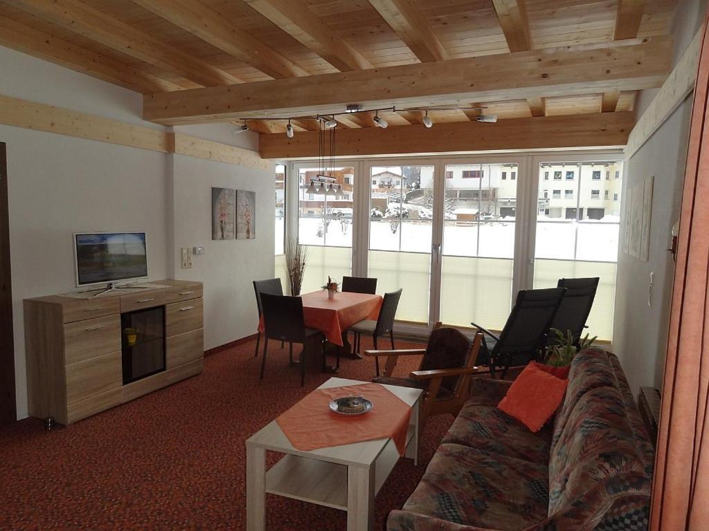 Appartements Loisachpromenade Ehrwald Exterior photo